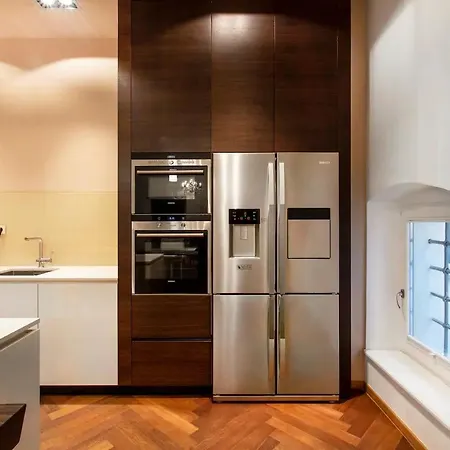 Address Deluxe Downtown Apartman