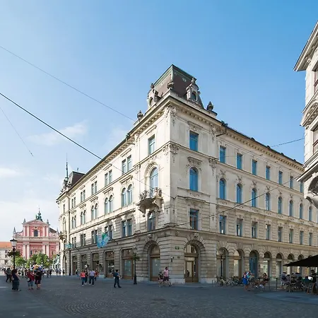 Address Deluxe Downtown * Ljubljana