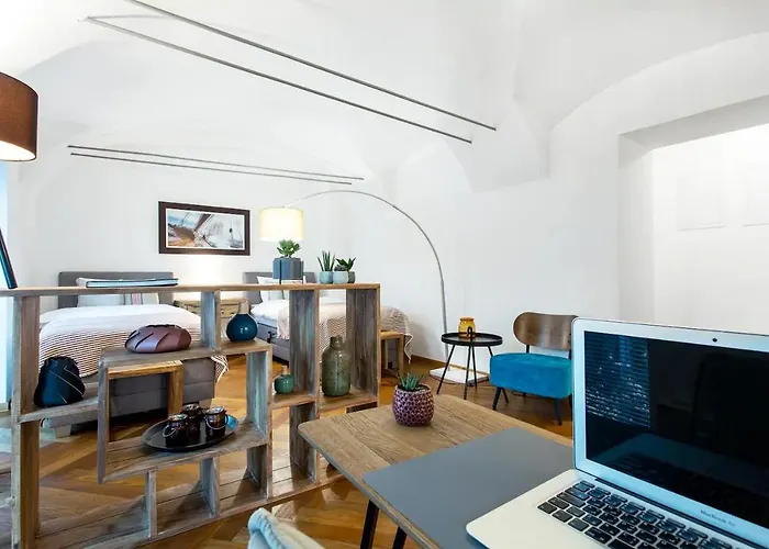 Address Deluxe Downtown Appartement Ljubljana