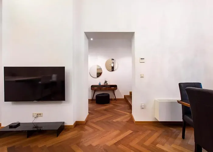 Address Deluxe Downtown Lubiana