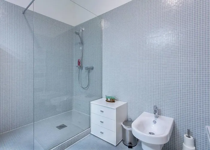 Address Deluxe Downtown *