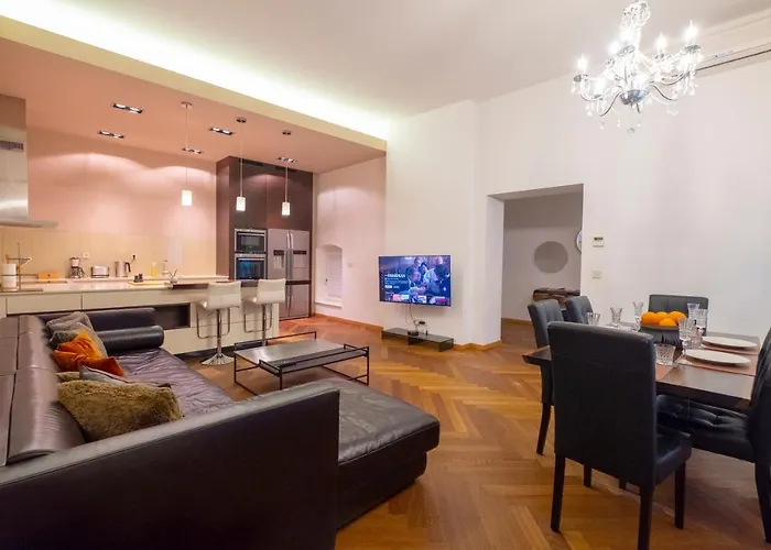 Address Deluxe Downtown Appartamento *